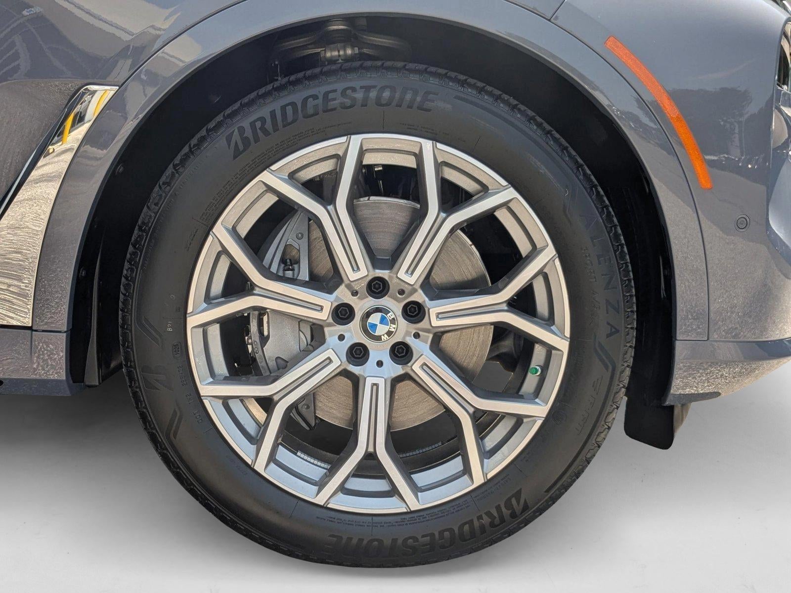 2026 BMW X7 xDrive40i Sports Activity Vehicle