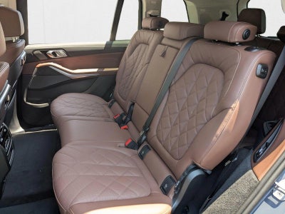 2026 BMW X7 xDrive40i Sports Activity Vehicle