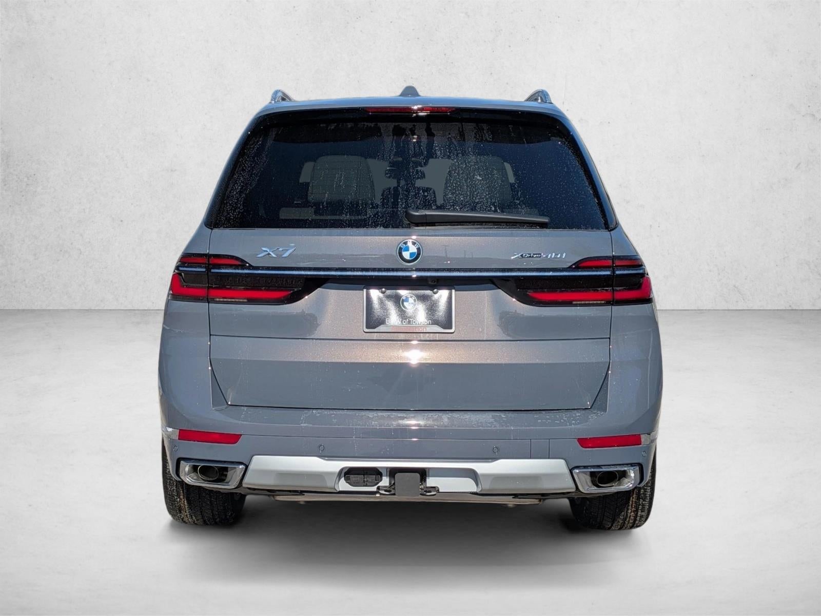 2026 BMW X7 xDrive40i Sports Activity Vehicle