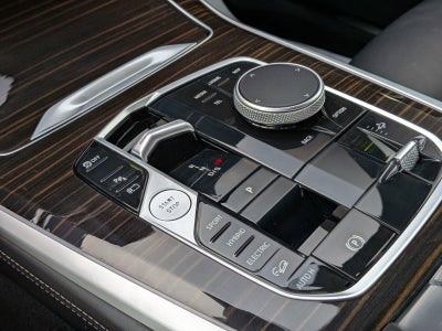 2025 BMW X5 xDrive50e Plug-In Hybrid