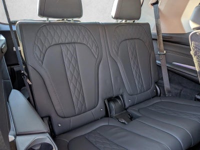 2022 BMW X7 xDrive40i Sports Activity Vehicle
