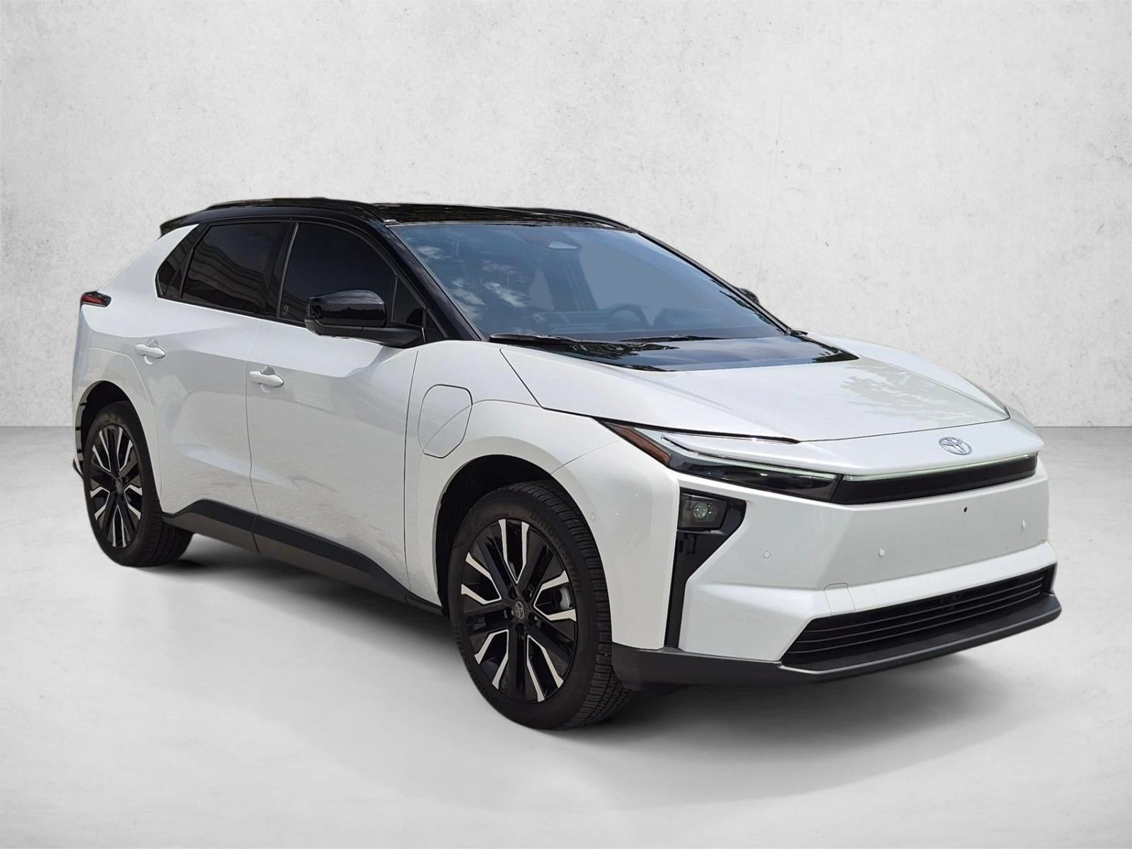 2026 Toyota bZ Limited FWD (Natl)