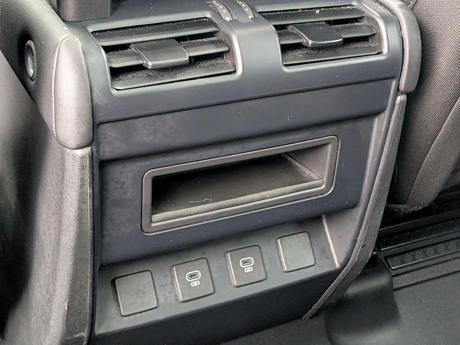 2025 Land Rover Defender 110 P300 S