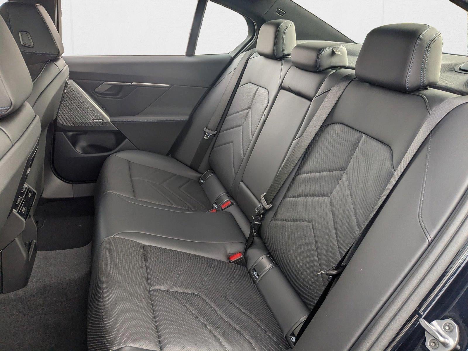 2025 BMW 530i xDrive Sedan