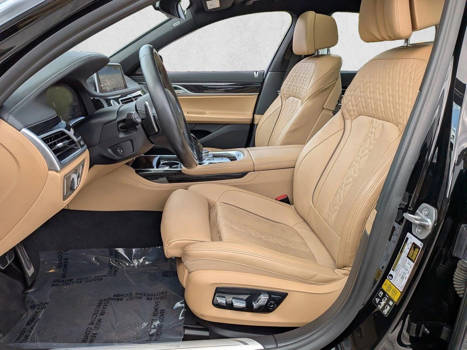 2022 BMW 740i xDrive Sedan