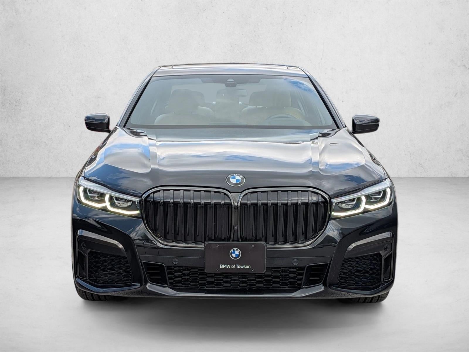 2022 BMW 740i xDrive Sedan
