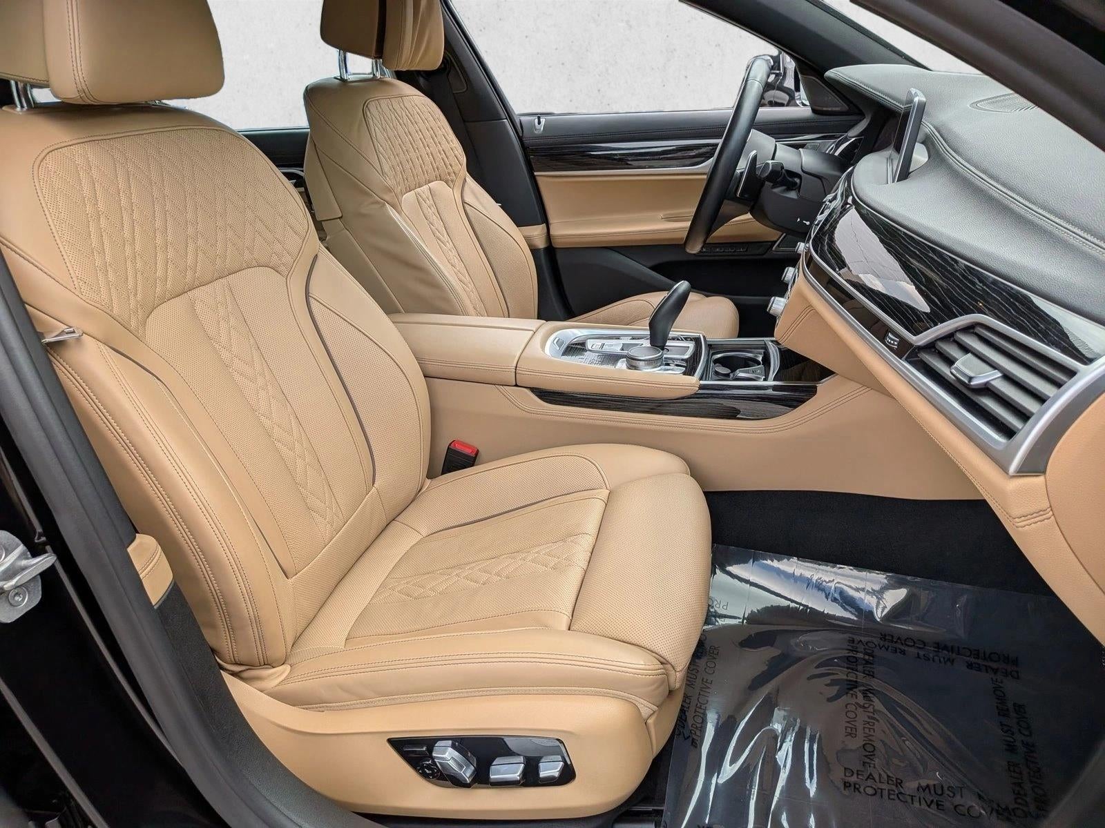 2022 BMW 740i xDrive Sedan