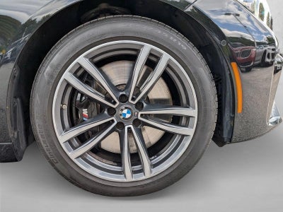 2022 BMW 740i xDrive Sedan