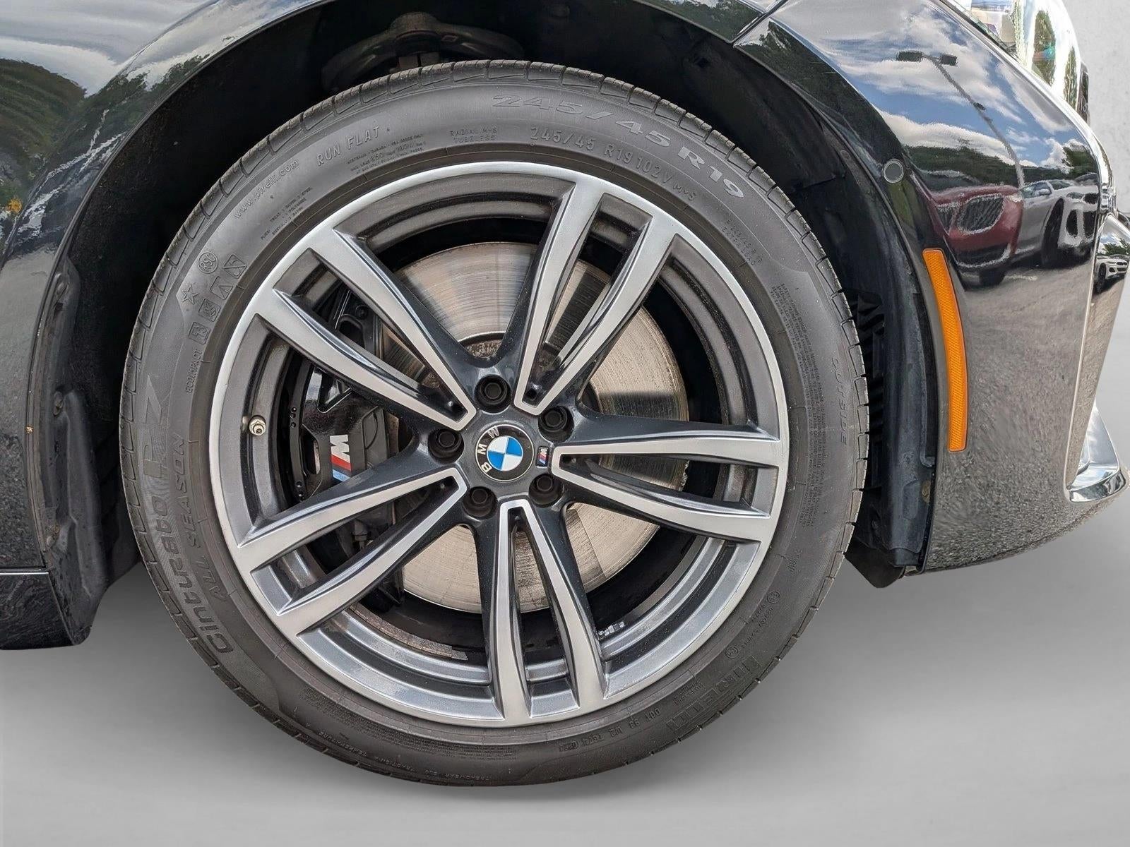 2022 BMW 740i xDrive Sedan