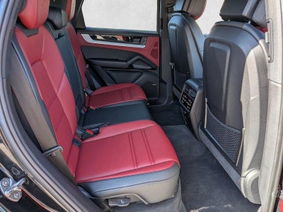 2026 Porsche Cayenne AWD
