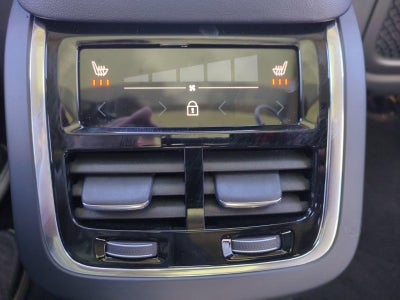 2022 Volvo XC90 Recharge Plug-In Hybrid T8 eAWD PHEV Inscription 6P