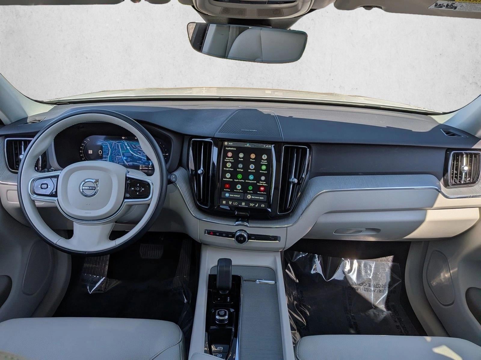 2024 Volvo XC60 Recharge Plug-In Hybrid T8 eAWD PHEV Plus Dark Theme