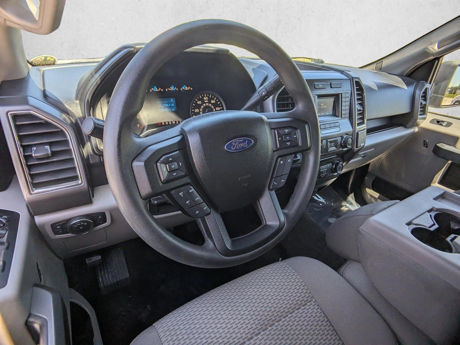 2016 Ford F-150 2WD SuperCrew 5-1/2 Ft Box XLT