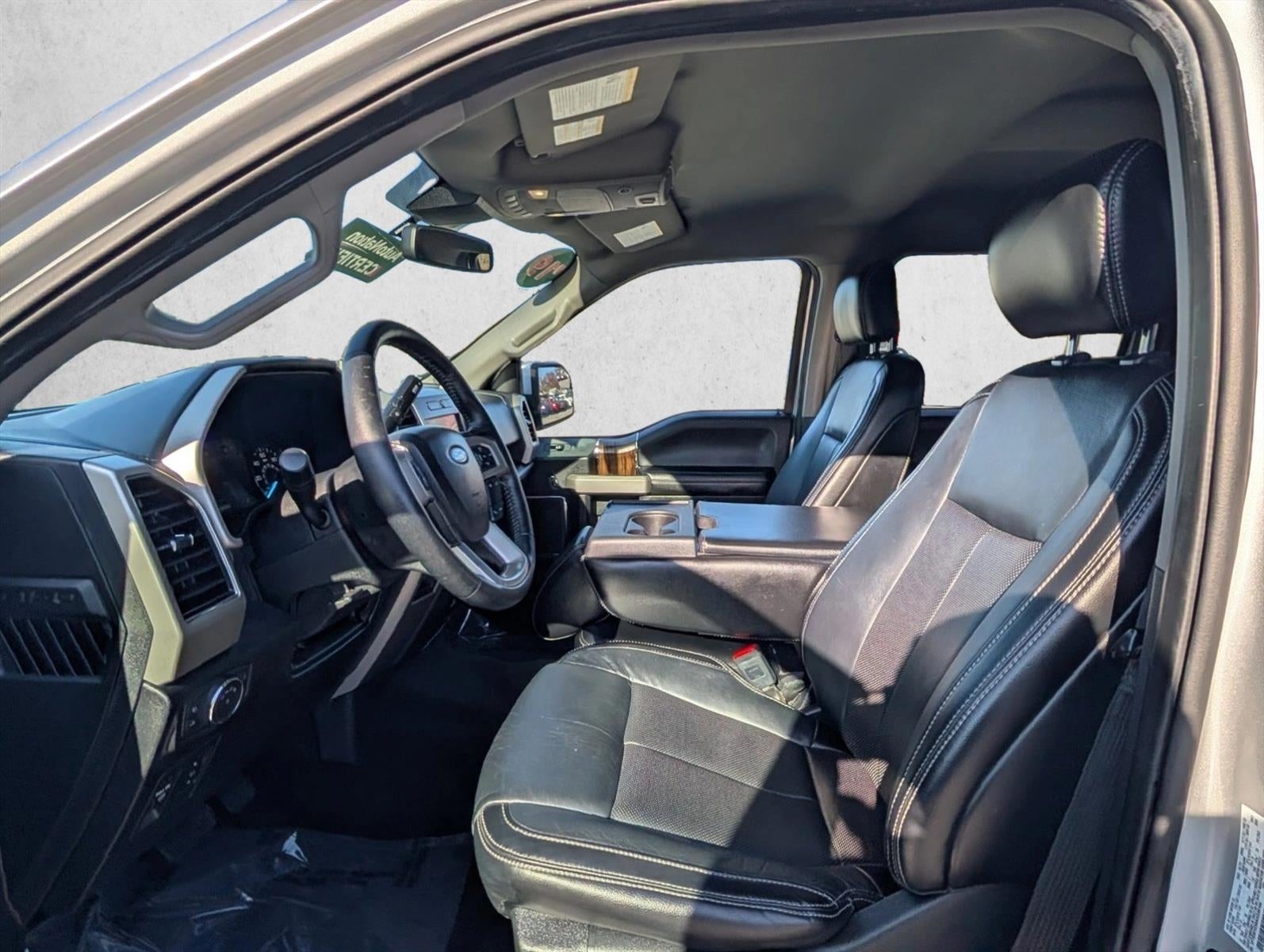 2019 Ford F-150 LARIAT 4WD SuperCrew 5.5' Box