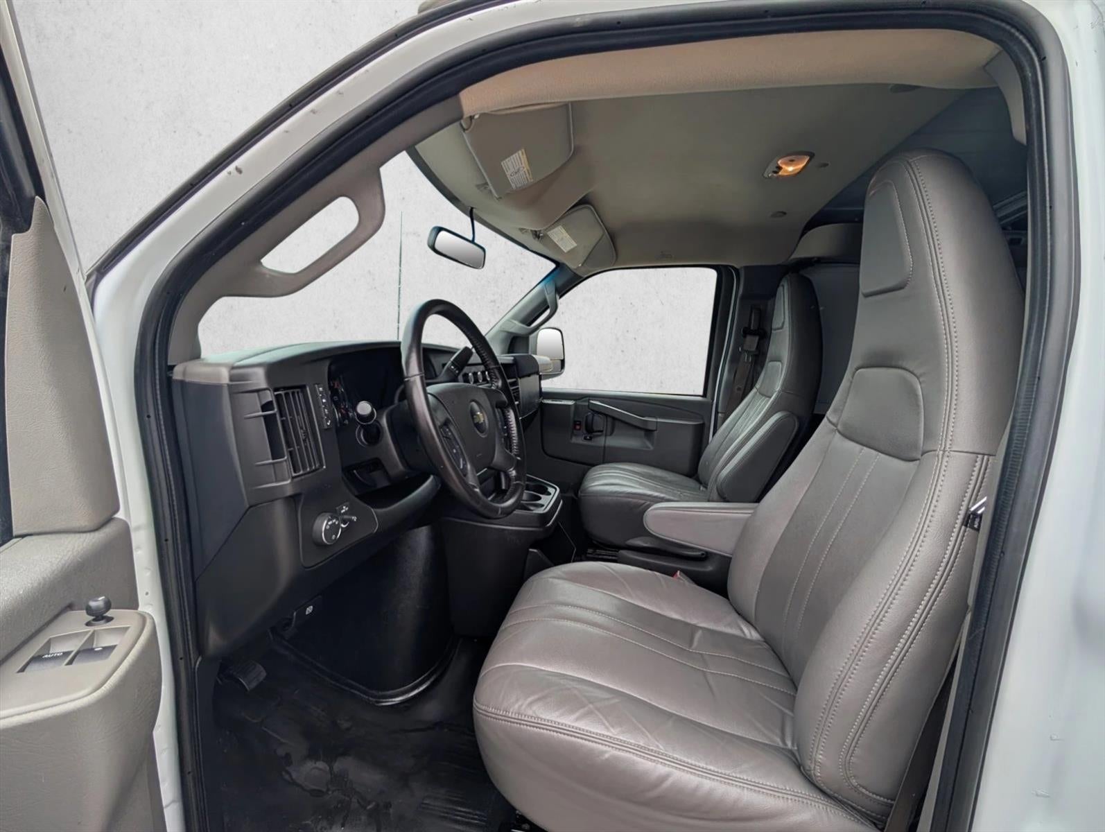 2023 Chevrolet Express Cargo Van 2500 Extended Wheelbase Rear-Wheel Drive