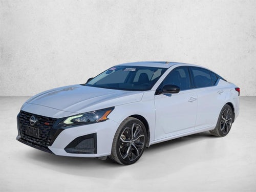 2023 Nissan Altima 2.5 SR Sedan