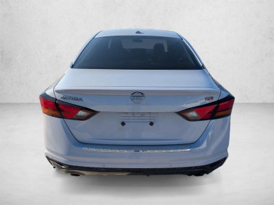 2023 Nissan Altima 2.5 SR Sedan