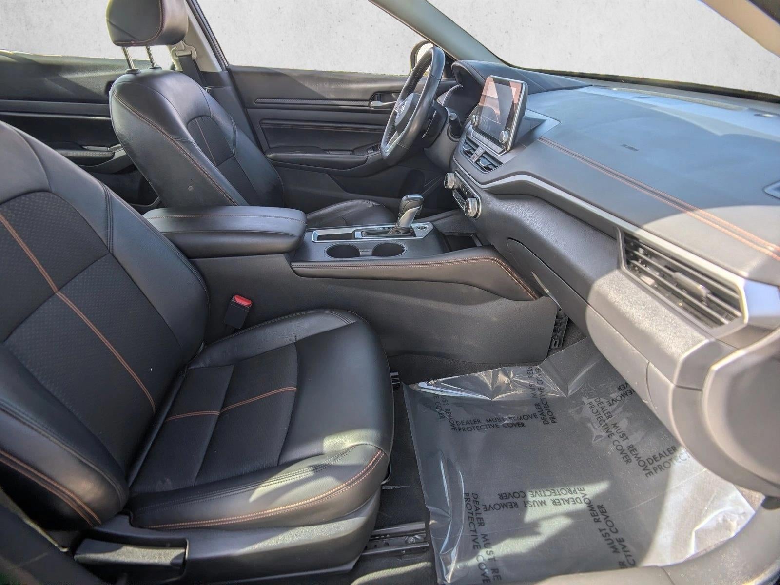 2022 Nissan Altima 2.5 SR Sedan