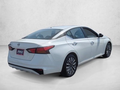 2025 Nissan Altima SV FWD