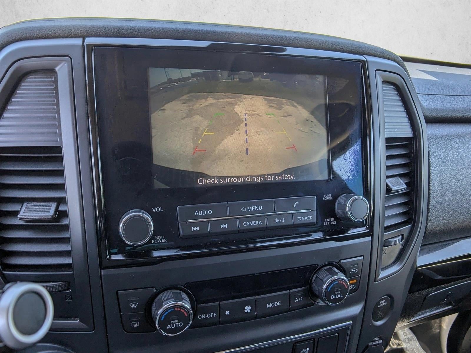 2024 Nissan Titan 4x4 Crew Cab SV