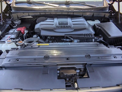2024 Nissan Titan 4x4 Crew Cab SV