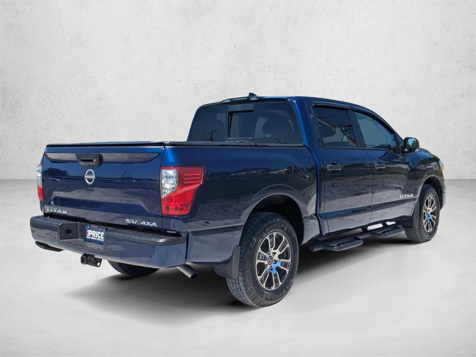 2024 Nissan Titan 4x4 Crew Cab SV