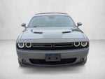 2019 Dodge Challenger SXT RWD
