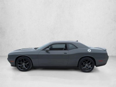 2019 Dodge Challenger SXT RWD