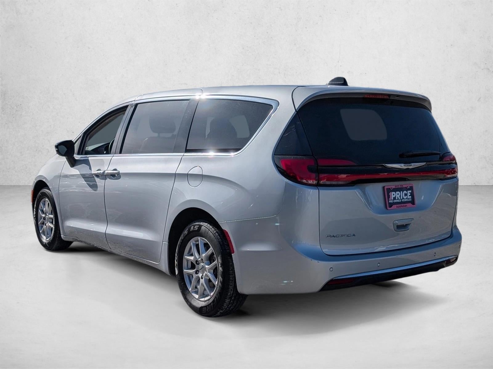 2024 Chrysler Pacifica Touring L FWD