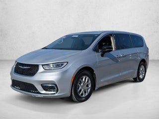 2024 Chrysler Pacifica Touring L FWD