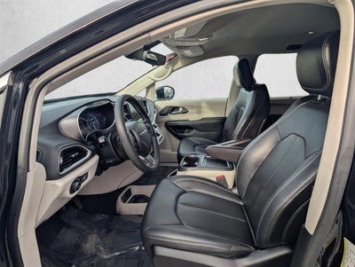 2024 Chrysler Pacifica Touring L FWD