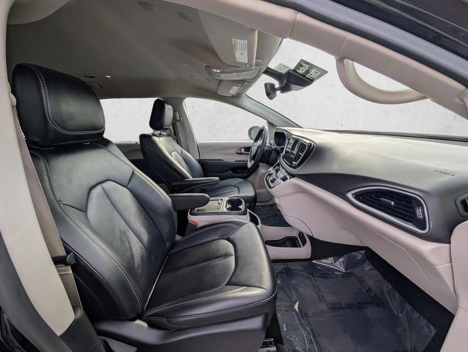 2024 Chrysler Pacifica Touring L FWD