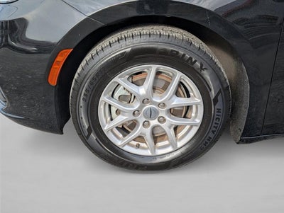 2024 Chrysler Pacifica Touring L FWD