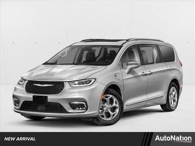 2023 Chrysler Pacifica Hybrid Touring L FWD