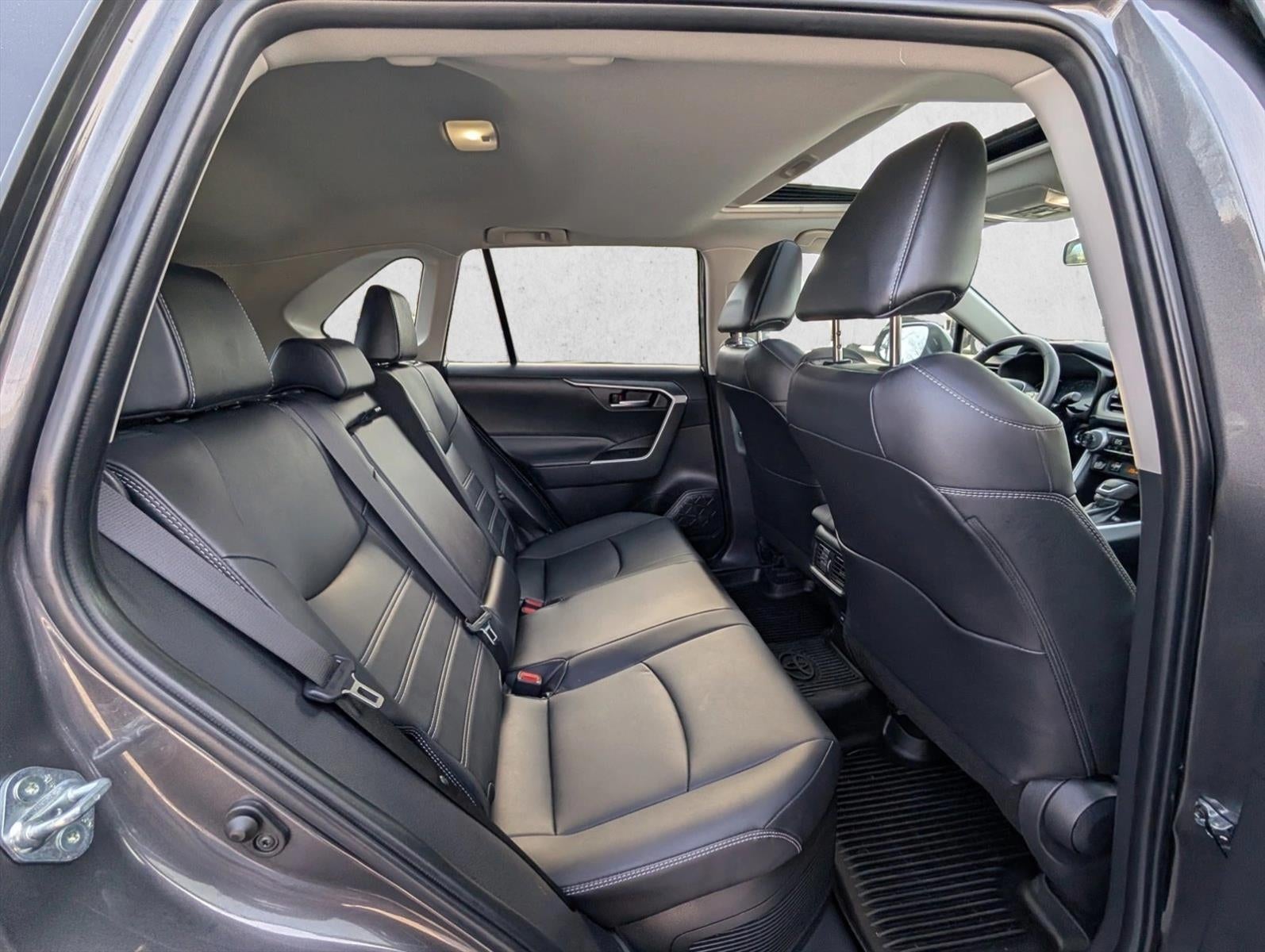 2024 Toyota RAV4 Hybrid XLE Premium AWD (Natl)