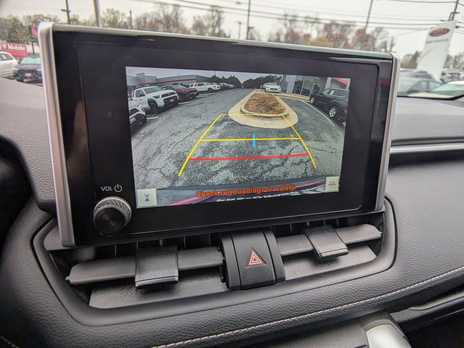 2025 Toyota RAV4 LE FWD (Natl)