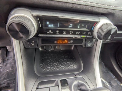 2025 Toyota RAV4 LE FWD (Natl)