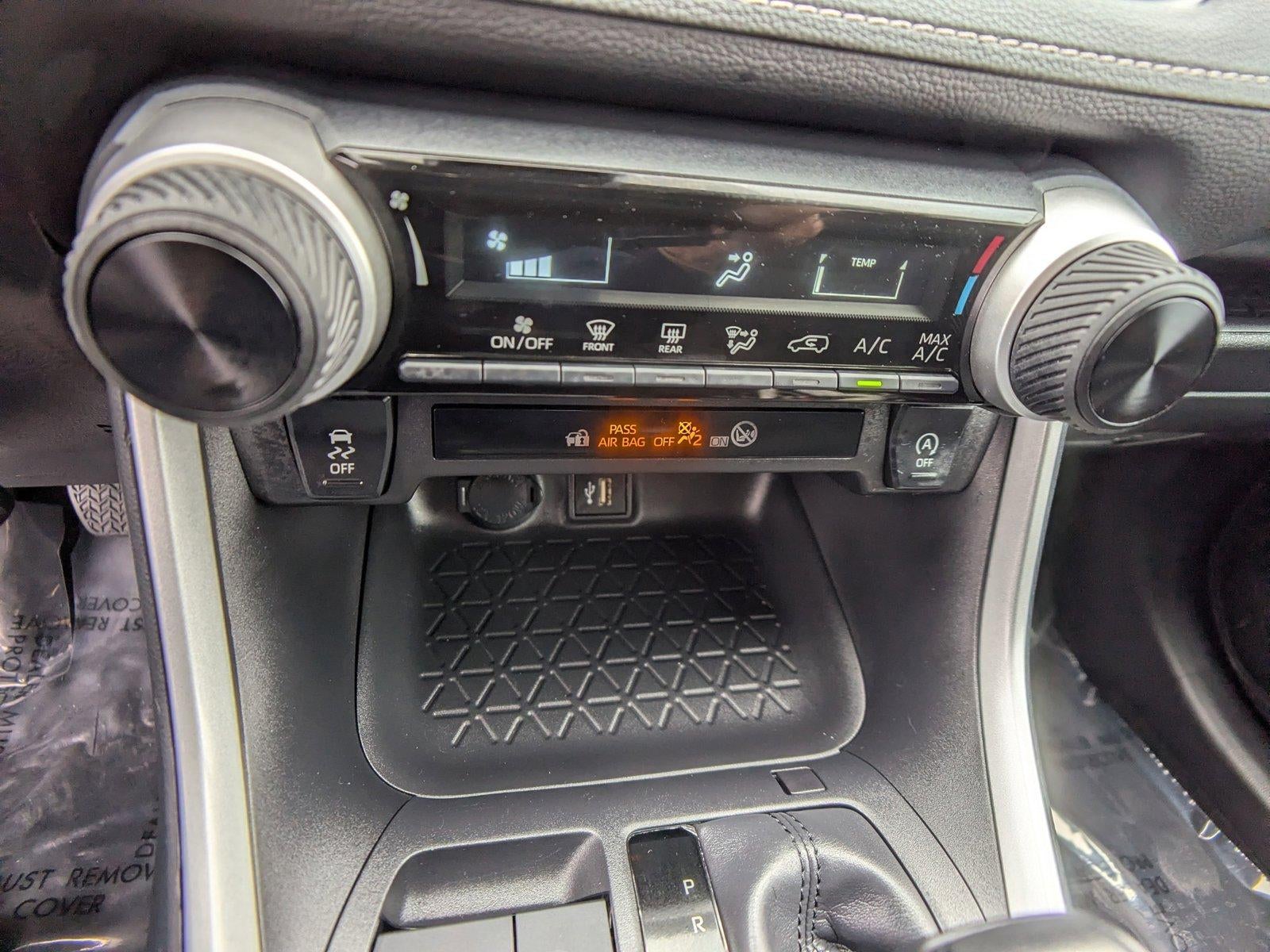 2025 Toyota RAV4 LE FWD (Natl)