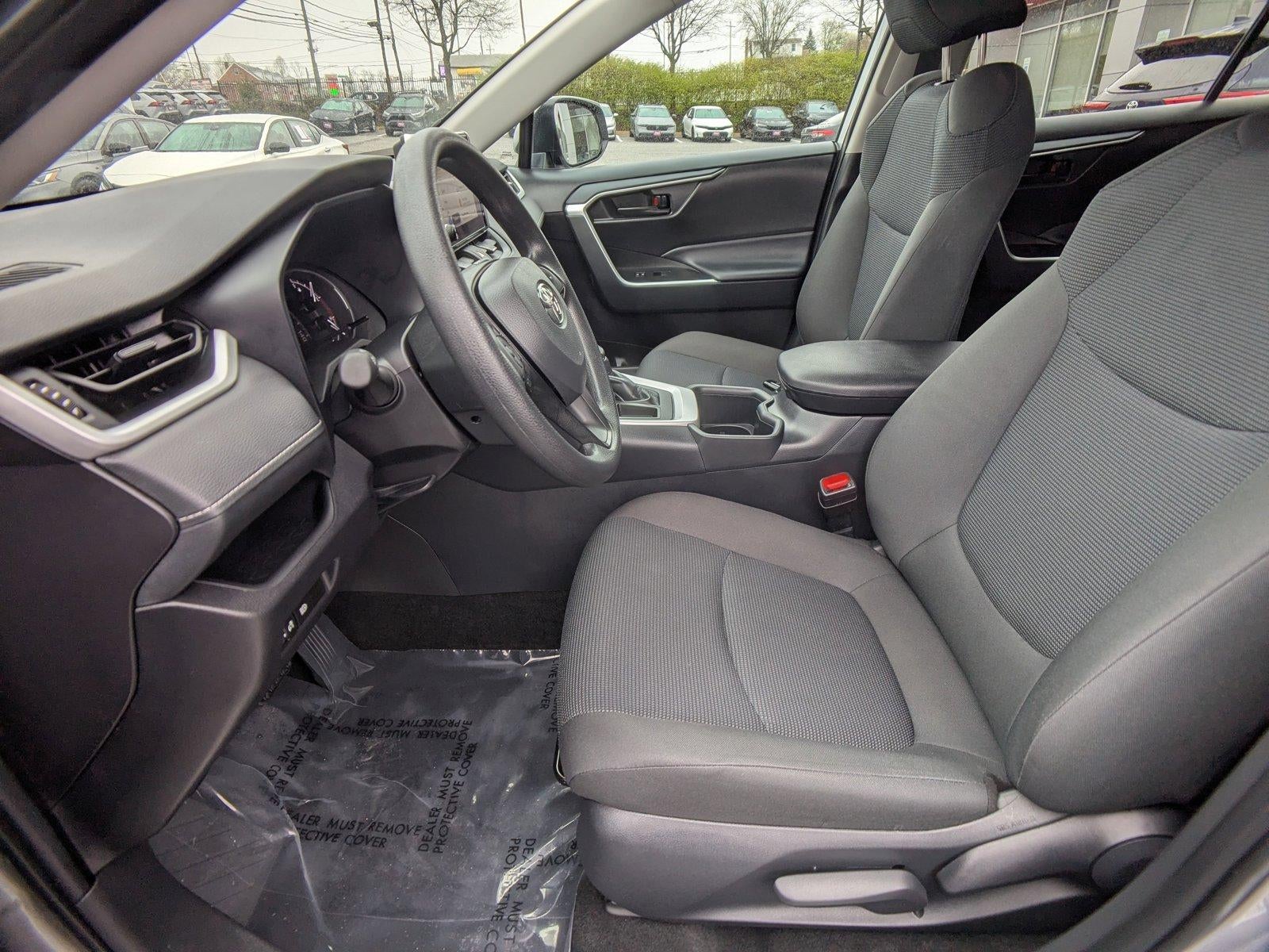 2025 Toyota RAV4 LE FWD (Natl)