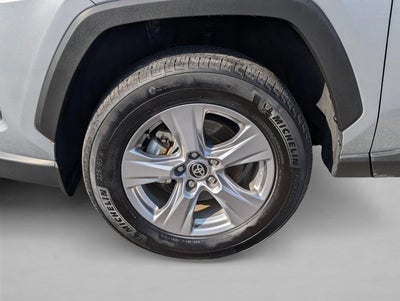 2025 Toyota RAV4 Hybrid LE AWD (Natl)