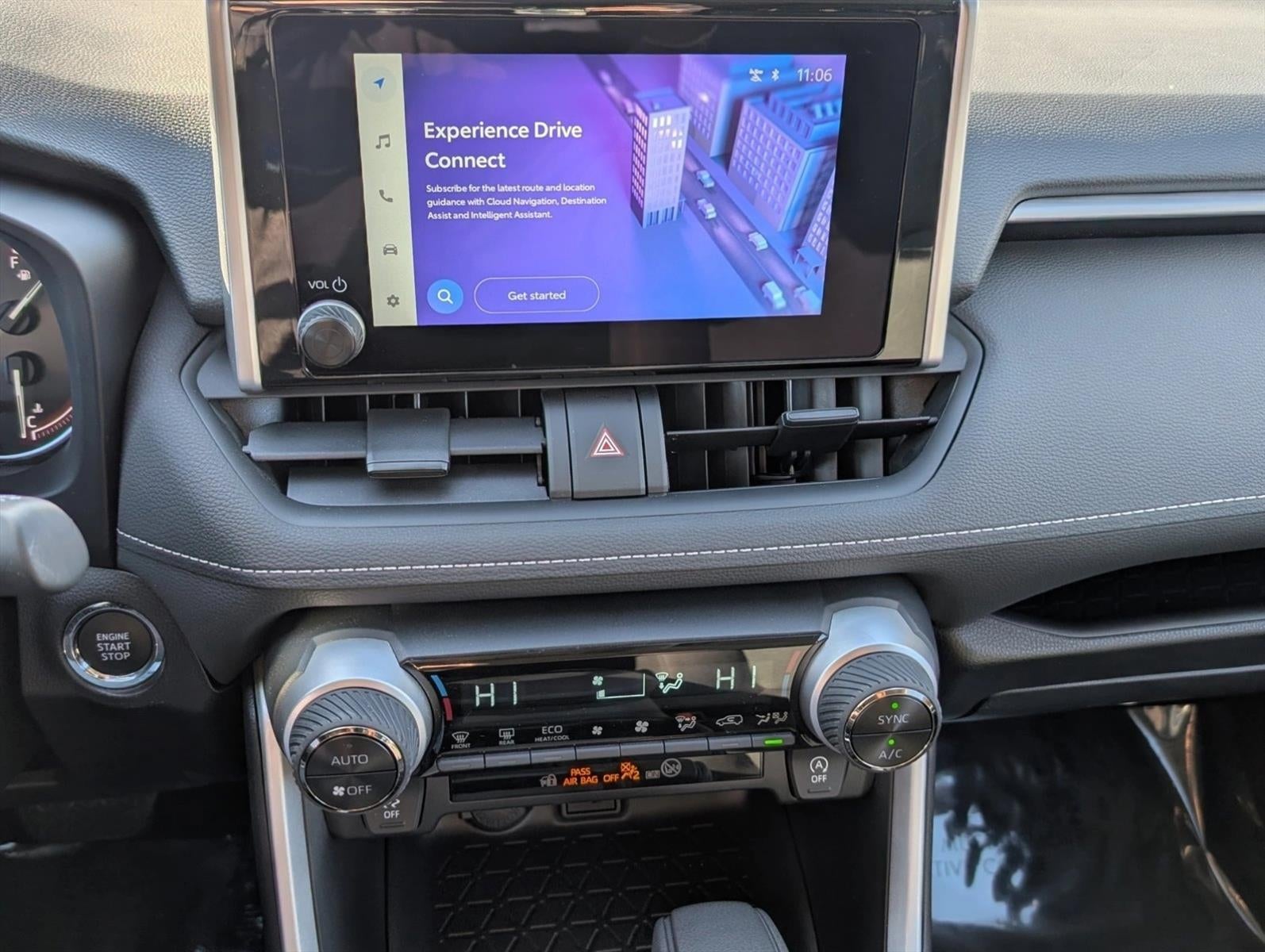 2025 Toyota RAV4 XLE AWD (Natl)