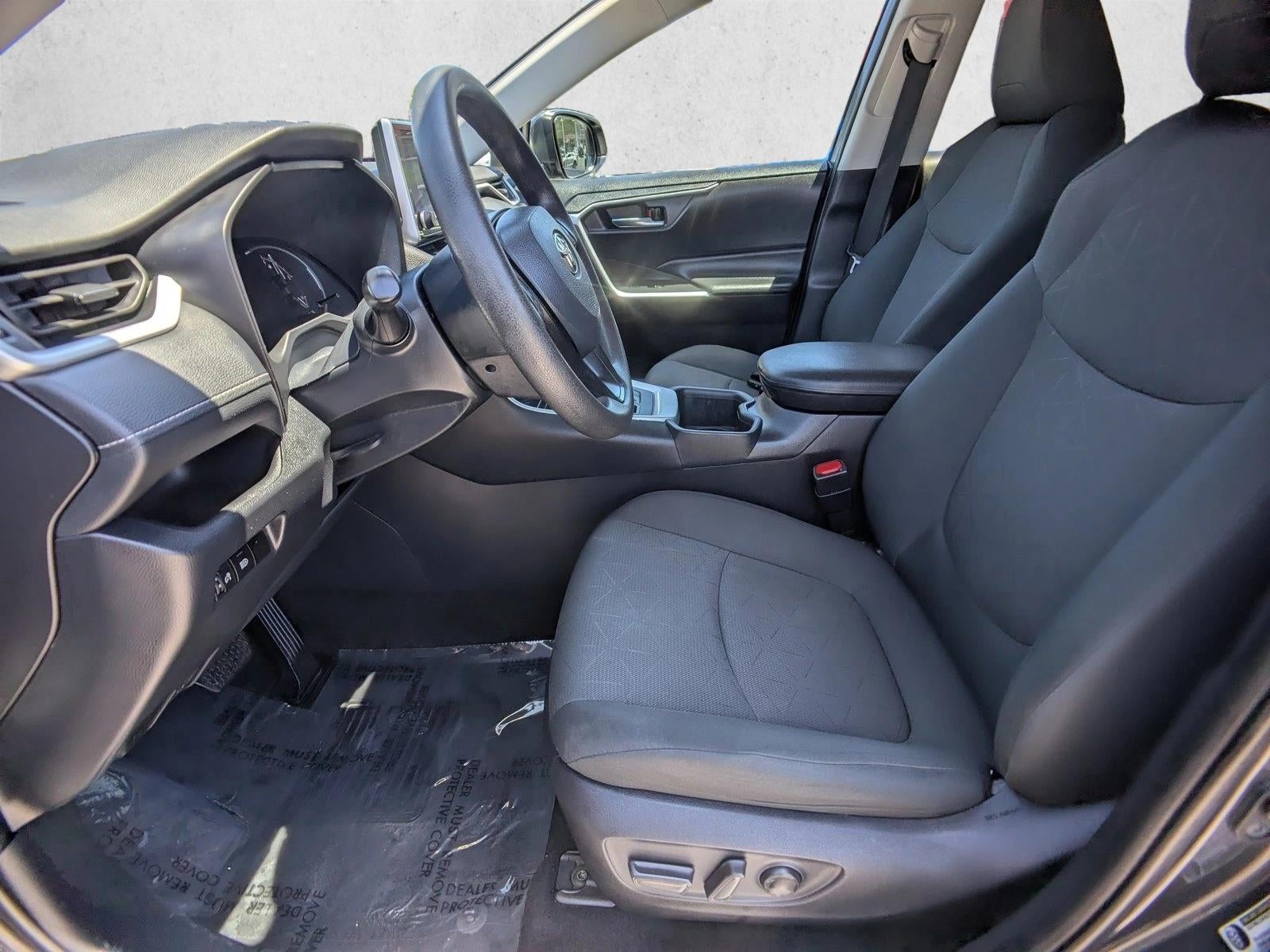 2024 Toyota RAV4 XLE FWD (GS)