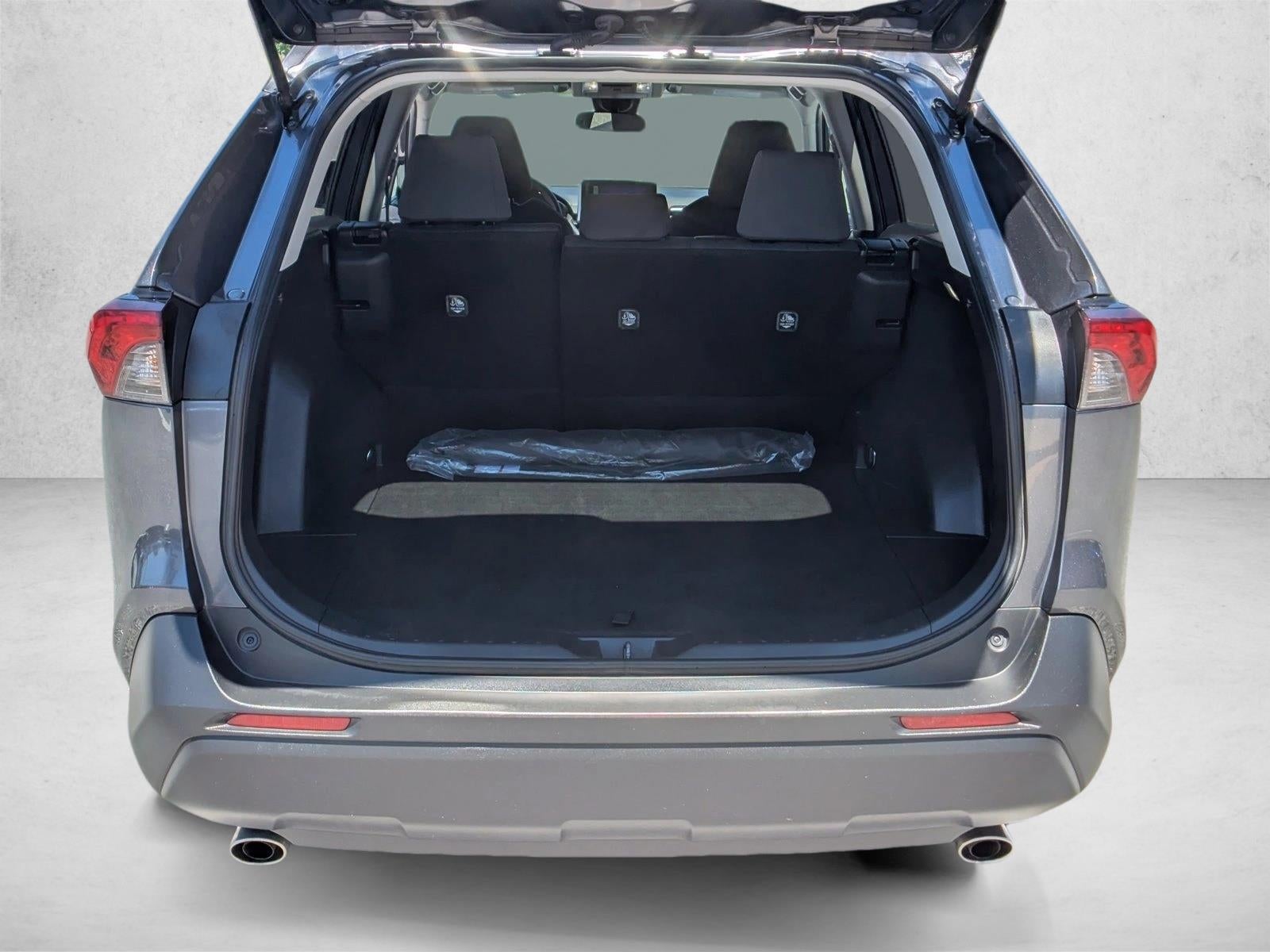 2024 Toyota RAV4 XLE FWD (GS)