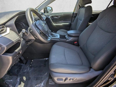 2024 Toyota RAV4 XLE FWD (GS)