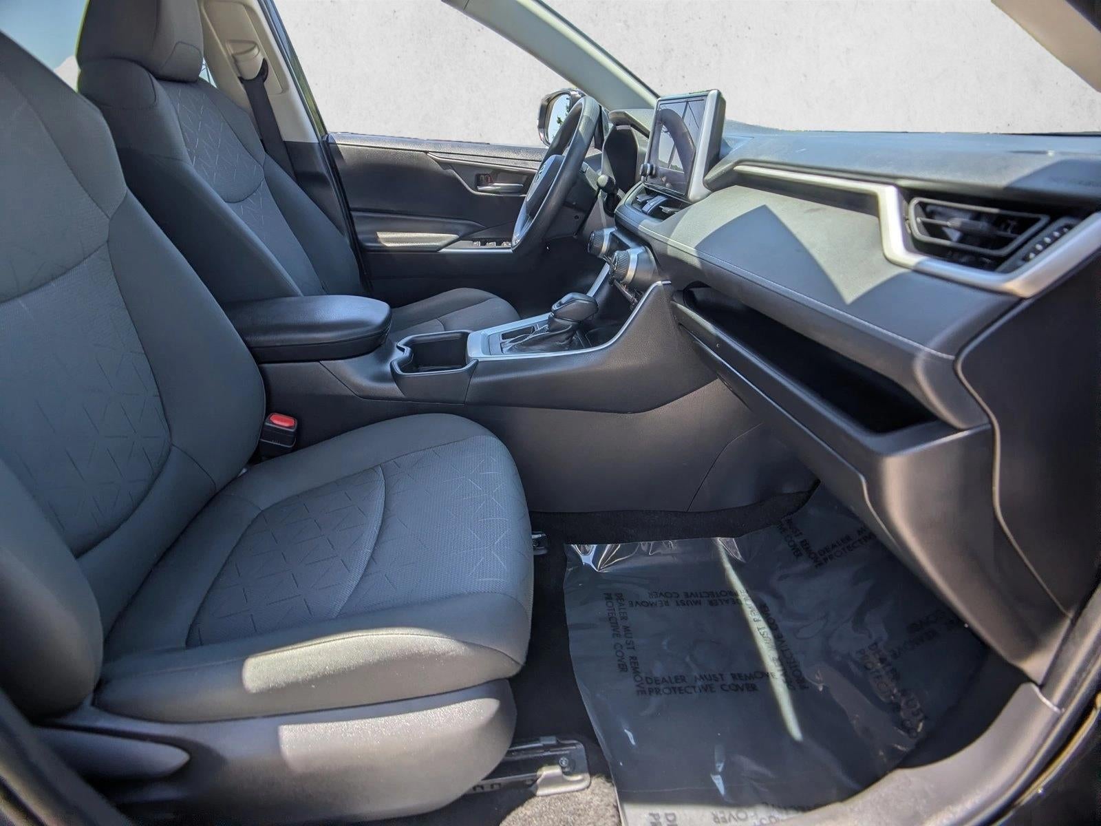 2024 Toyota RAV4 XLE FWD (GS)
