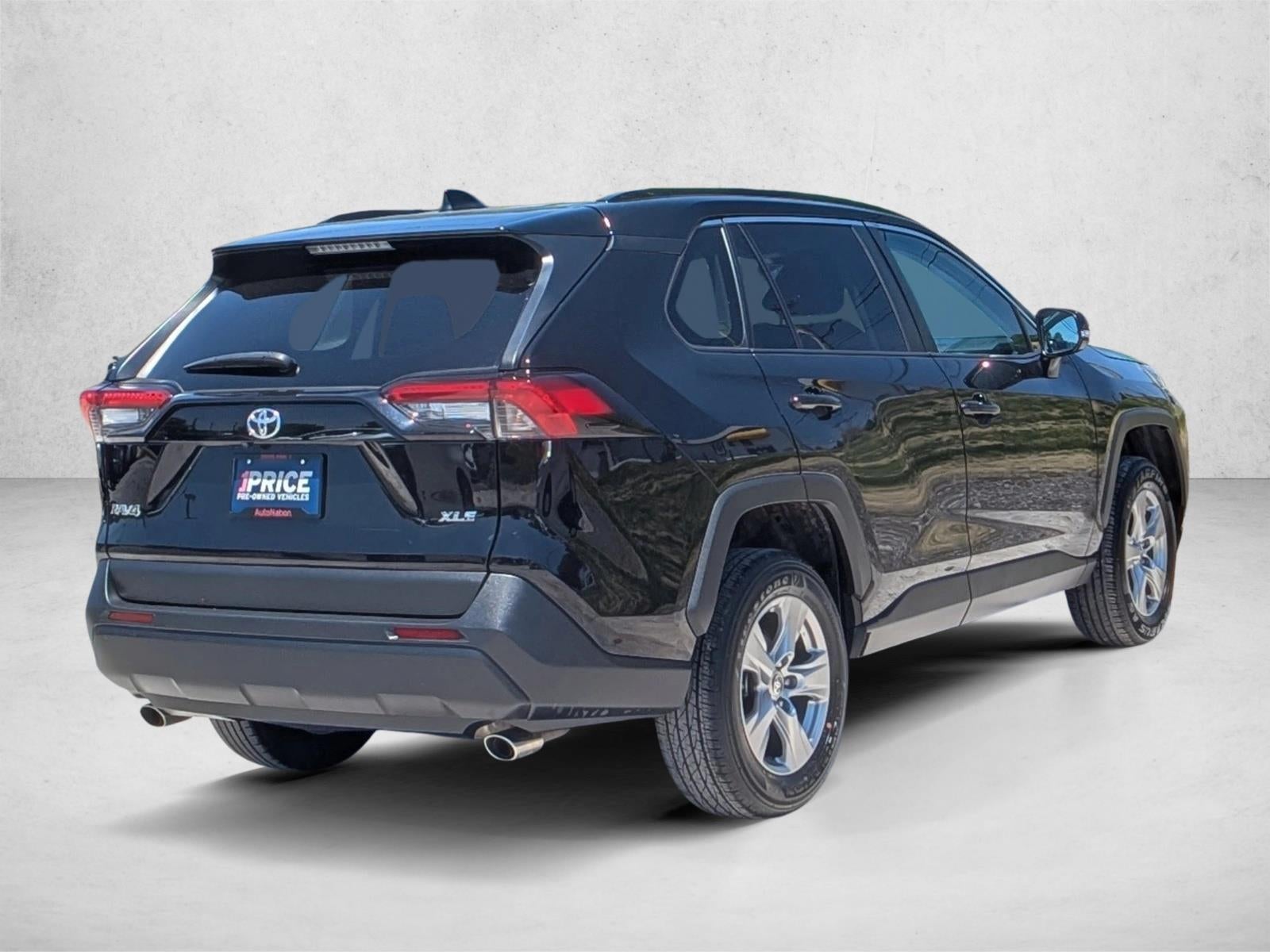 2024 Toyota RAV4 XLE FWD (GS)
