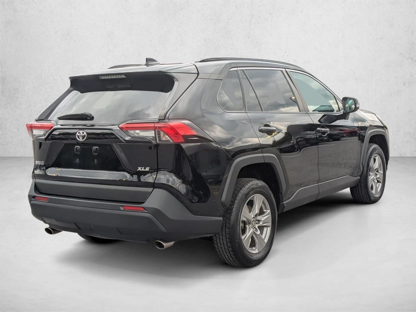 2024 Toyota RAV4 XLE FWD (GS)