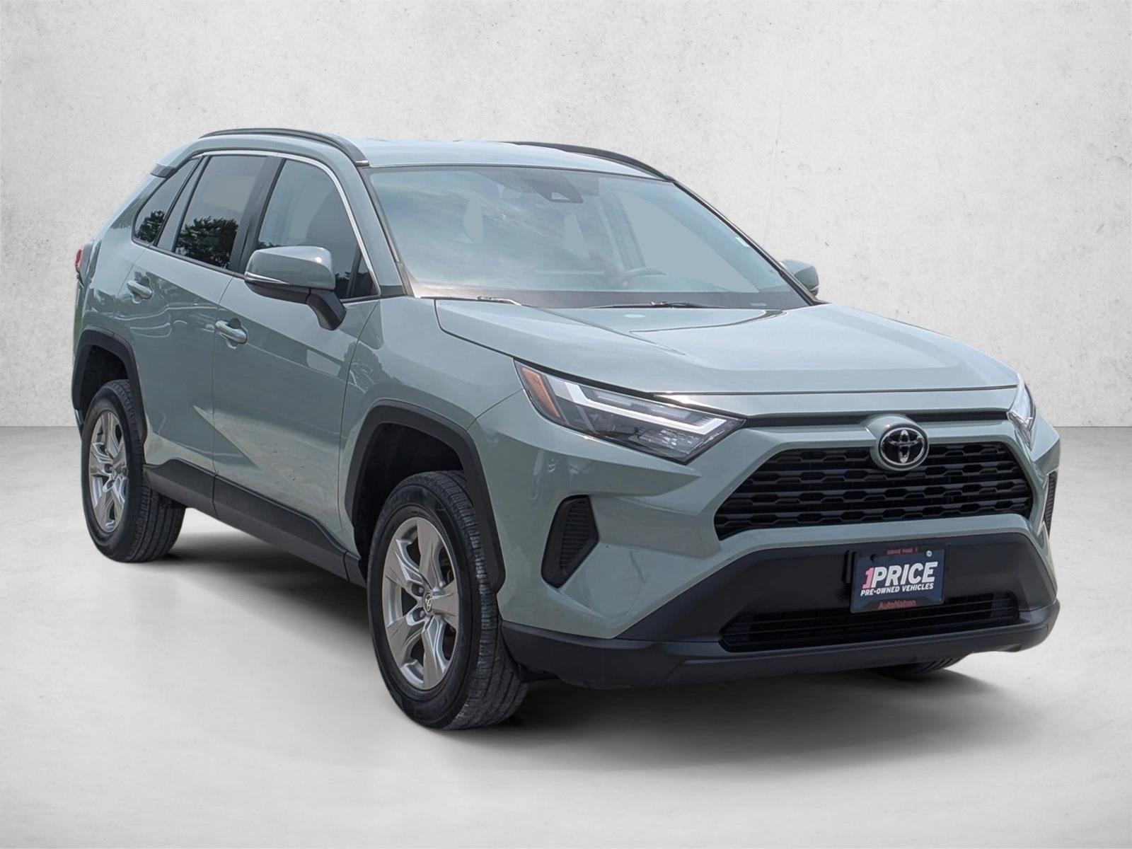 2023 Toyota RAV4 XLE FWD (GS)