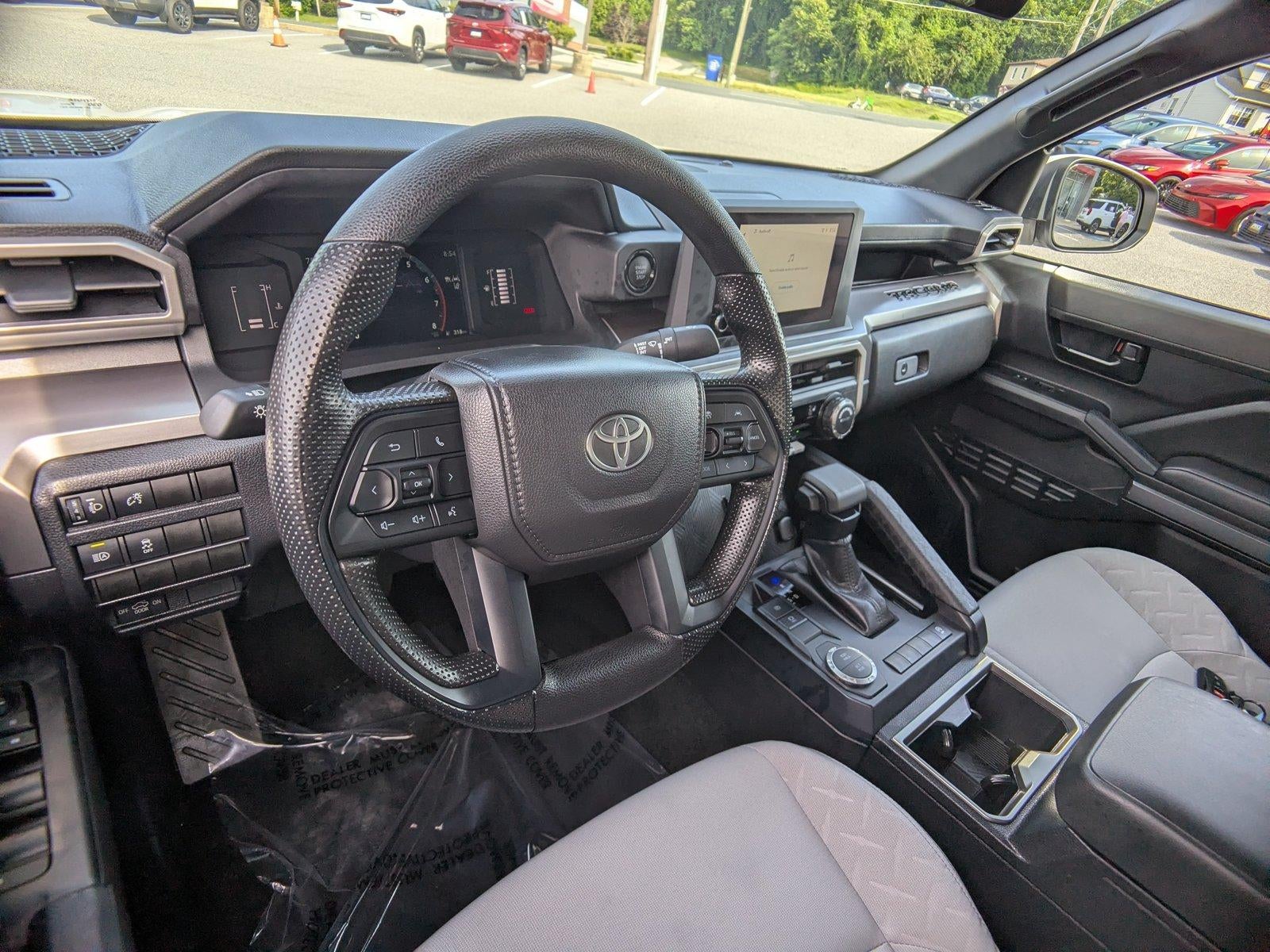 2025 Toyota Tacoma 2WD 2WD SR5 Double Cab 5' Bed AT (Natl)