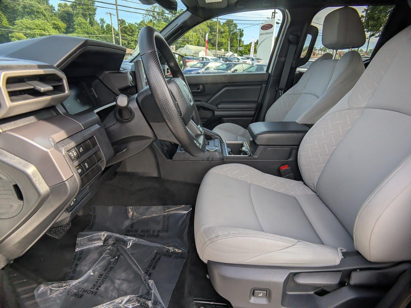 2025 Toyota Tacoma 2WD 2WD SR5 Double Cab 5' Bed AT (Natl)